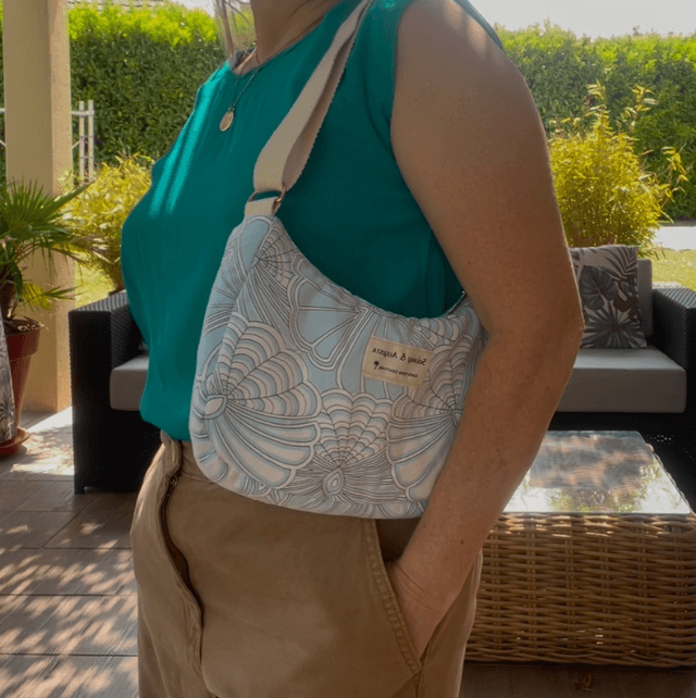 Sac baguette coquillage bleu